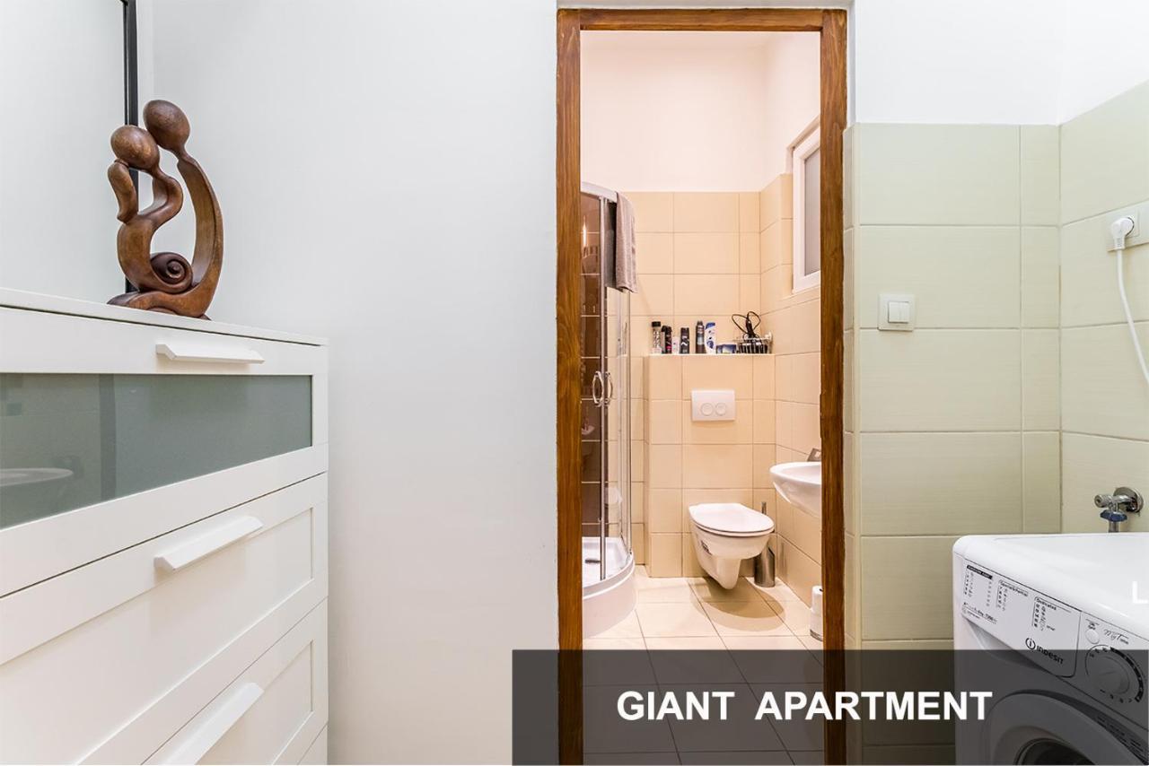 Bpr Weiner Apartments *