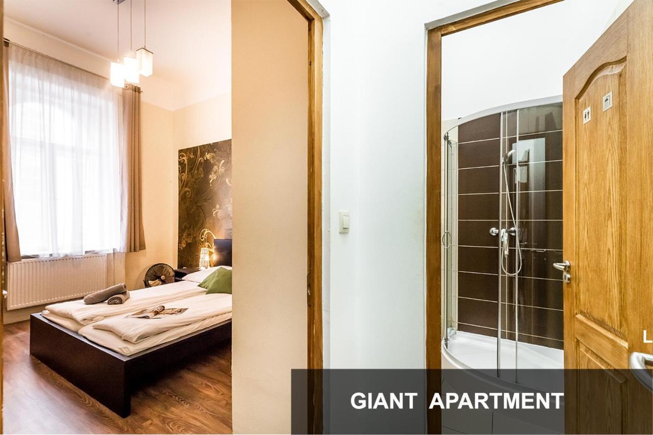 Bpr Weiner Apartments *